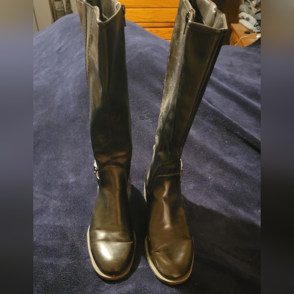 Womens black leather knee boots